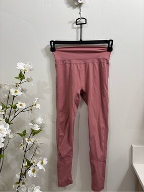 Ilus Dusty Rose Active Leggings